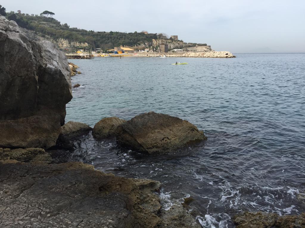 Villa Rosmary - Sorrento Coast - Gulf Of Naples View Екстериор снимка