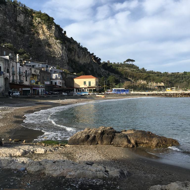 Villa Rosmary - Sorrento Coast - Gulf Of Naples View Екстериор снимка