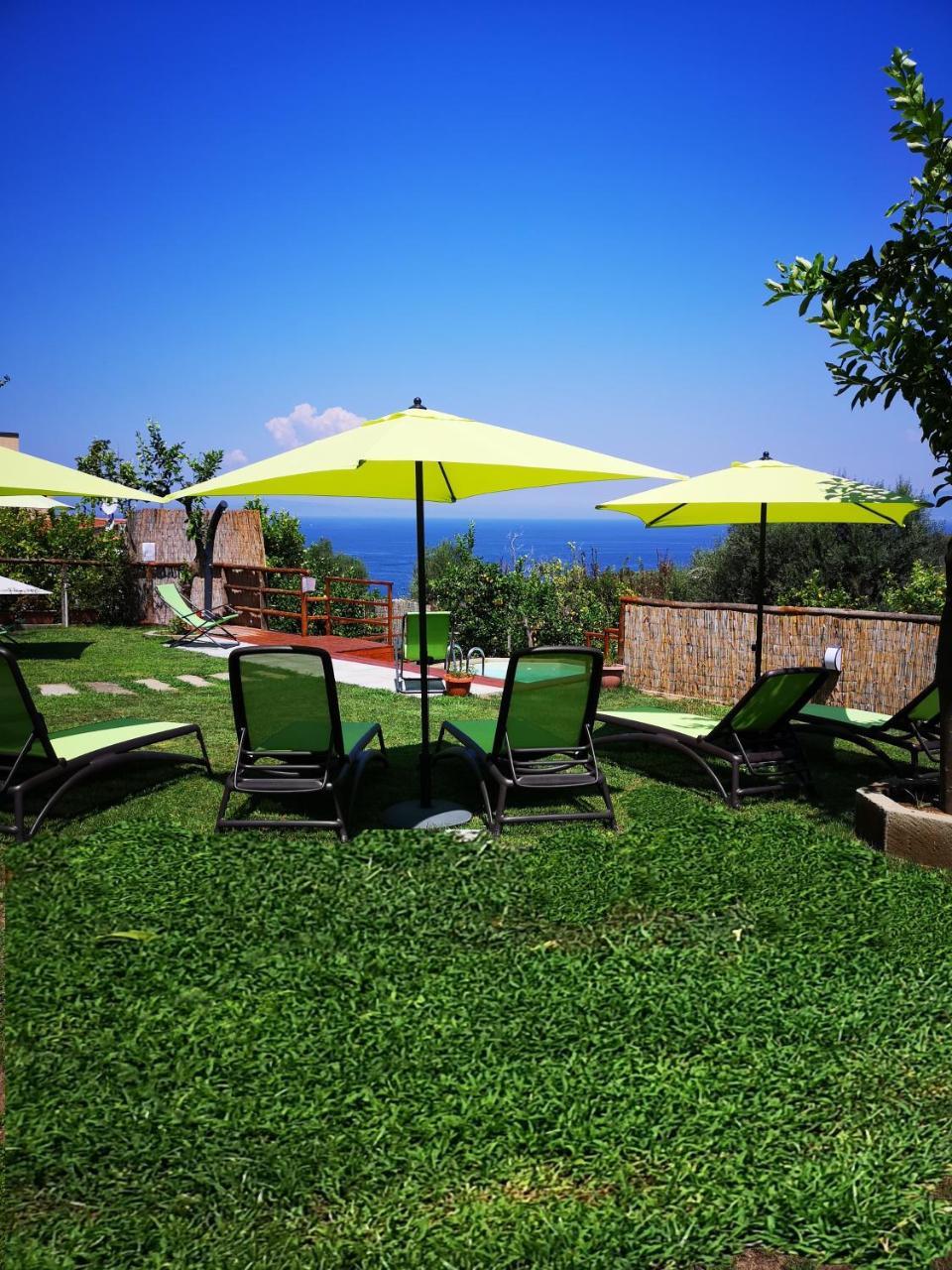 Villa Rosmary - Sorrento Coast - Gulf Of Naples View Екстериор снимка