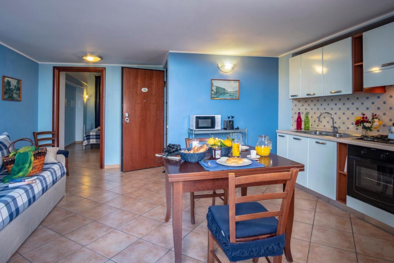 Villa Rosmary - Sorrento Coast - Gulf Of Naples View Екстериор снимка