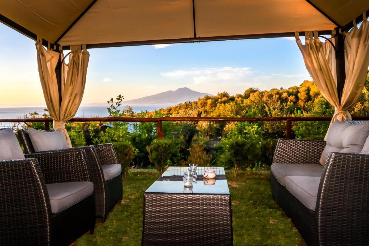 Villa Rosmary - Sorrento Coast - Gulf Of Naples View Екстериор снимка